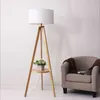 Vloerlampen Noordelijke massieve houten lamp eenvoudige moderne slaapkamer verticale statiefbank malen lampvloer