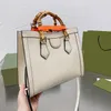 Tasarımcılar alışveriş tote kadın omuz diana çantası ünlü çanta lüks debriyaj moda bambu kolları çanta deri rahat alışveriş tote zincir crossbody çanta