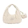 イブニングバッグは、女性のためのイブニングバッグ刺繍されたスレッドクレセントブランドプリーツアームピットバッグ財布とハンドバッグデザイナーの肩かわいい手