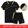 メンズトラックスーツ2022セットメンスポーツウェア半袖服フィットネステニスサッカープラスジム服2ピーススポーツスーツ韓国FAS