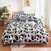 Solstice Bedding Set Duvet Cover Pillowcase Bed Sheet Gray Pink Cartoon Bear Pattern Printing Quilt Beds Flat