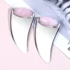 Uso doméstico Logo de beleza Custom Crystal Rose Quartz Face Roller Metal Guasha Ferramentas 2 em 1 Rasper corporal Massageador de aço inoxidável Gua Sha