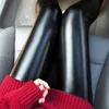 Kvinnor Pants Women's Capris 2022 Warm Winter Girls Leggings Faux Leather Pu Skinny Thick Velvet Trousers For Leggins Women Sequin