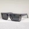 Mens Womens Runway Sunglasses SPR 24y Black and White Classic convexo estereoscópico de quadro grosso estilo de verão férias de praia Casual A3145340