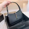 2021 Topkwaliteit Okseltassen Klassieke koeienhuid Lederen Designer Handtassen voor Dames Schoudertassen Baguette Multi-Color Fashion Hobo groothandel