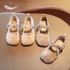 Bebê de algodão malha malha da princesa criança criança verão ao ar livre anti-deslizamento Holida Hollow Out Sapatos vintage Baby Shoes G220523