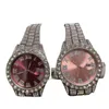 Usine de haute qualité Bling cadran violet Sier placage Hip Hop buste vers le bas montre-bracelet brillant diamant glacé bébé rose femmes montre à quartz 12UW4