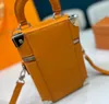 2022 Designer Mini Telefonpåsar Handväskor Fashion Floral Crossbody Shoulder Bag Smartphone Case Vertical Box Tiny Trunk Men Kvinnor Hög kvalitet