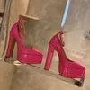 yüksek kaliteli Pembe Patentli deri platform Ayakkabı kayışı Sivri burunlu Çıplak ayakkabılar yüksek topuklu sandaletler 15cm Lüks Tasarımcılar Elbise ayakkabısı Akşam fabrika ayakkabısı