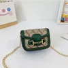 أحرف كلاسيكية أكياس الكتف كتف الأطفال محفظة عملة مع مصمم الأزياء سلسلة Messager Crossbody Bag Pu Leather Mini Pouch Bright