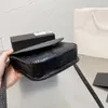 Iridescent pärlfärger glänsande rektangulära väskor Metallisk kalvskinn Cowhide klassisk flik axel matelasse kedja fåfänga multi pochette luxury_handbags 26cm