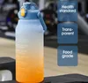 Bottiglia d'acqua da donna con indicatore del tempo per ragazza Fitness 1.5L 2L Grande capacità Portatile da uomo Sport Palestra Grandi bottiglie per bevande con cannuccia BPA Free