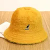 베레모 KANGOL 모피 어부 모자 겨울 최신 캥거루 자수 브랜드 돔 캔디 색상 디자이너 럭셔리 파나마 레이디 캡