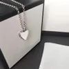 Collier pendentif coeur d'amour vintage Designer de haute qualité modèle de collier plaqué argent pour couple fourniture de bijoux de mode avec boîte