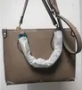 Women Luxurys Designers Handbags M45779 Ladies Tote Shopping Bags Handbag Fashion Onthego PM Classic Letter Purse