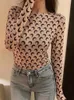 女性用Tシャツの女性長袖Tシャツソリッドカラーアイスシルククレセントムーンプリントボディコンラウンドネックスリムカジュアルトップレディファッション衣装T230301