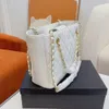 22sss designer bolsa de compras bolsas bolsas de caviar clássico sacos de cadeia de metal acolchoados preto e branco colorido sólido ombro crossbody ladies ao ar livre bolsas de luxo