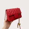 Ladies Classic Mini Flap Crush Ball Bags Square Candy Colors Quilted Matelasse Kedjor Justerbar axelrem Guldmetall Hårdvara Designer Luxury_Handbags 17cm