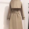 Autunno Inverno Donna Moda Giacca a vento con scollo a V Cintura doppio petto Trench lungo Cappotto stile britannico Elegante Cappotto di fascia alta L220812