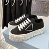 Designer dubbla hjul fritidsskor plattform nylon sneakers kvinnor män för vita sneakers trainers trippel tjock botten lyx låg gabardin storlek 35-41