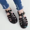 2022-slippers vrouwen zomer holle sandalen mode bling regendichte jelly schoenen snoep kleur dekking teen plat femmes pvc sandalias