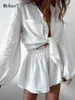 Bclout Linen Ruffle Shorts устанавливает две части женщины из рукава с фонаря белые топы упругие талию женщина 2022 Летние костюмы Y220804