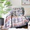 Couvertures à carreaux tricotées nordique canapé couverture complète rayé chambre couverture de chevet pour la décoration de la maison cobertor manta 220527