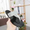 Высочайшее качество дизайнерские тапочки роскошные кожаные шлепанцы горки металлические цепи летние сандалии пляжные ботинки мода тапочки с коробкой SZ 5 - 13 NO3