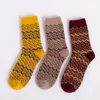 Erkek Çoraplar Urgot 3 Çift/Lot Kış Men Kalın Sıcak Yün Vintage Noel Renkli Hediye Ücretsiz Boy Boyu Erkek Meiasmen'in Erkekleri