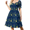 Vestidos casuais Preto e dourado Vestido de lua Sexy Decote em V Estrela Sol Astrologia Art Elegan Feminino Estético Gráfico Grande Presente Casual