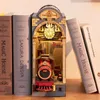Robotime Rolife Book Nook DIY Puppenhausmöbel 4 Arten Booknook Buchstützen Modellbausatz mit LED-Licht für Bücherregaleinsatz Dekor 220715