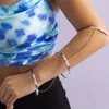 Mode bohemisk överarmarmband metall flerskikt tofasselhänge arm manschett armband för kvinnor fest smycken gåva