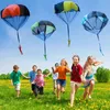 Parti oyuncakları çocuklar için paraşüt atıyor açık eğlence oyunları uçan oyun oyuncak mini askerler lk175