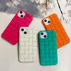 One Piece Fashion weave Phone Cases For iPhone 14 Pro max 14 plus 13 12 11 X XR XS XSMAX 6 7 8 SE Skin sensation Cover Mobile Phone Case Shell O2X9