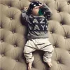 Sonbahar Bebek Bebek Giysileri Bebek Giyim Seti Moda Pamuk Uzun Kollu Mektup T-Shirtpants Doğum Bebek Kız Giyim Seti LJ201223