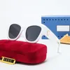 Projektantka okularów przeciwsłonecznych o modzie na zewnątrz dla kobiet mężczyzn 7 kolorów opcjonalna dobra jakość