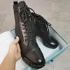 Kvinnor plaque ankel stövlar designer skor höga klackar högkvalitativa äkta läder skor mode svart spets upp chunky gummi skor med låda nr256