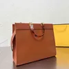 مصمم حقيب Tote Totes Bag حقيبة اليد للأزياء الكلاسيكية الكلاسيكية ذات السعة الكبيرة متعددة الوظائف محفظة متعددة الألوان