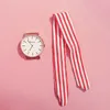 Titta på kvinnor 2022 Ny Fashion Stripe Floral Cloth Quartz Dial Armband Wristwatch Lady Dress Creative Clock Ceasuri Reloj Mujer