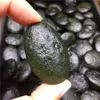 Dekorativa objekt Figurer 20-25G Moldavite tjeckisk meteorit Impact Glass Naturlig grov stenkristallenergi Stonedecorative