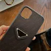 Classic Triangle Letter Telefonfodral för iPhone 13 13Pro 12 Pro 12Pro 11 11Pro X Xs Max 8 7 Plus Leather Skin Back Shell Case Cover iPhone13 iPhone12