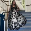 Vestido de noiva gótico de renda preta de sereia 2022 Sexy V pescoço sem traseiro plus size country jardim vestidos de noiva elegante praia bohemian noiva mariage abito da sponsa