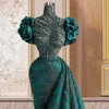 Vintage Dark Green Prom Dresses High Neck Poaded paljett Aftonklänning Custom Made Short Puffy Sleeves Arabiska röda mattan Celebrity Party klänning