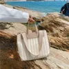 Kvinnors söta tote 2022 mode sommar halm crossbody väskor lady topp handtag handväskor flätad strand axel väska romerska semester G220531
