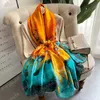 Fashion Fashion Peacock Imprimé floral Long Silk Scharpes châles populaires Four Seasons Satin Beach Luxury 180x90cm Bandannas