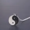 Pendentif Colliers Couleur Argent Yin Yang Gossip Collier Rond Pour Femme Hommes En Acier Inoxydable Taoïsme Amulette Mâle BijouxPendentif