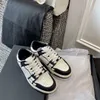 Designer Skel Sneakers Topp Låga Bandana Bones sneaker Fritidsskor Läder Män Dam Skelettsko Vit Outdoor Sports Trainers Högsta kvalitet Storlek 36-46