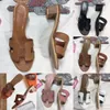 Nuovo Oram Women's Cuffy Heel Sandals Sliper Designer Luxury Leather Summer Classic Fashion Beach Jelly H Sliper 35-41