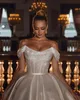 2022 분리 가능한 스위프 트레인 BC12054 C0404190N을 가진 Sparkly Off-the Shoulder Squins A-Line Wedding Bridal 드레스