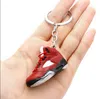 Fashion Creative Mini 3D Basketball Shoes Keychains Stereoskopiska modell Sneakers Entusiast Souvenirs Keyring Car Ryggsäckhängen gåva 1K8A